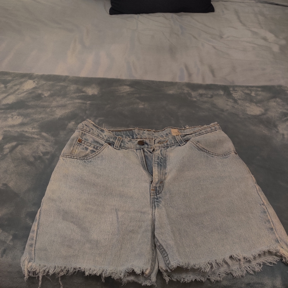 vintage Levi's high waisted shorts
